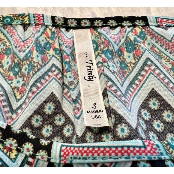 Trinity Womens Green Floral and Geometric Print Bell Sleeve Shift Dress - Small - Picture 9 of 9